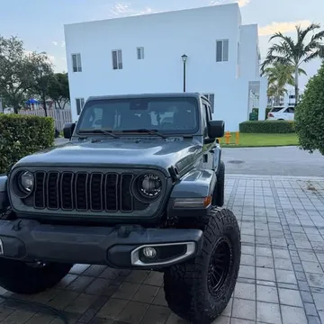 2025 Jeep Gladiator