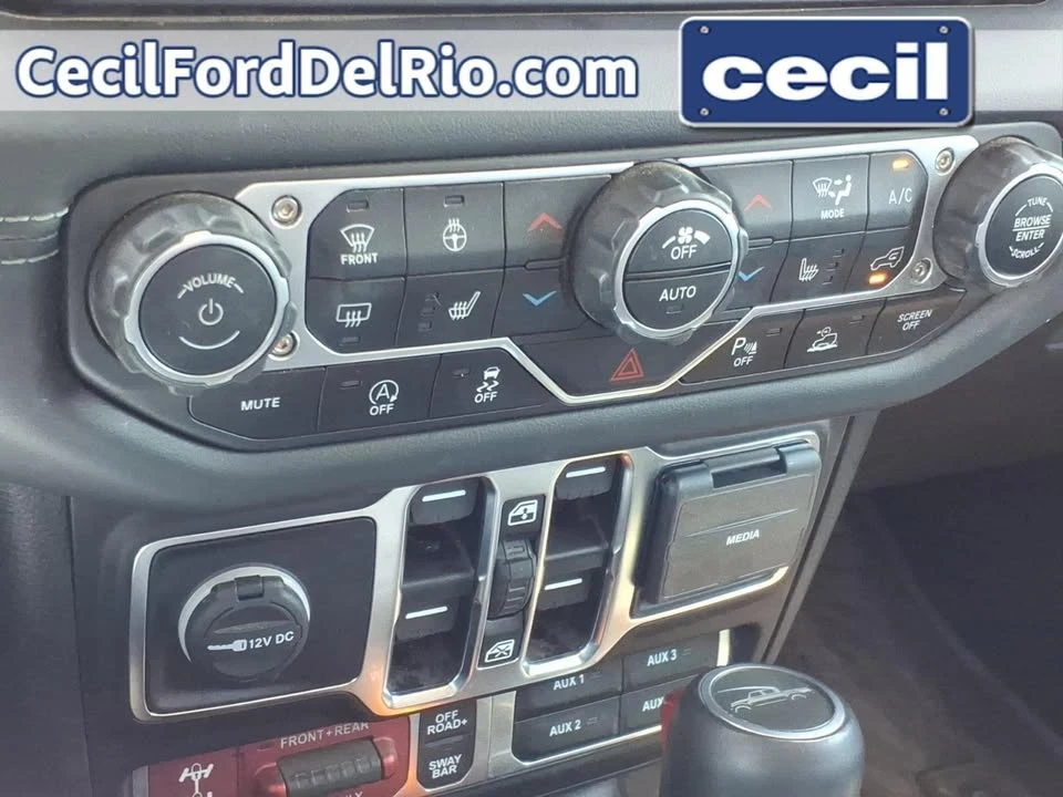 2025 Jeep JT Gladiator - Image 17 of 20