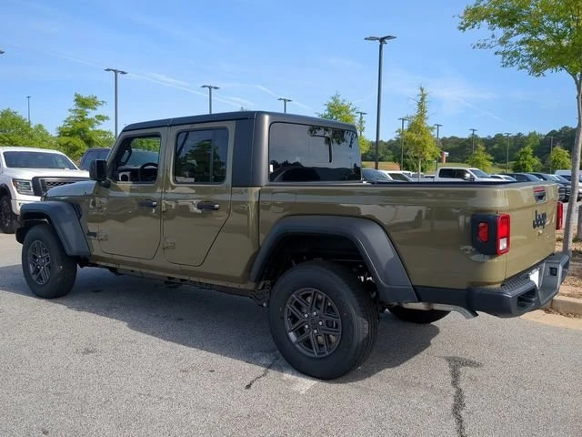 2025 Jeep JT Gladiator - Image 5 of 19