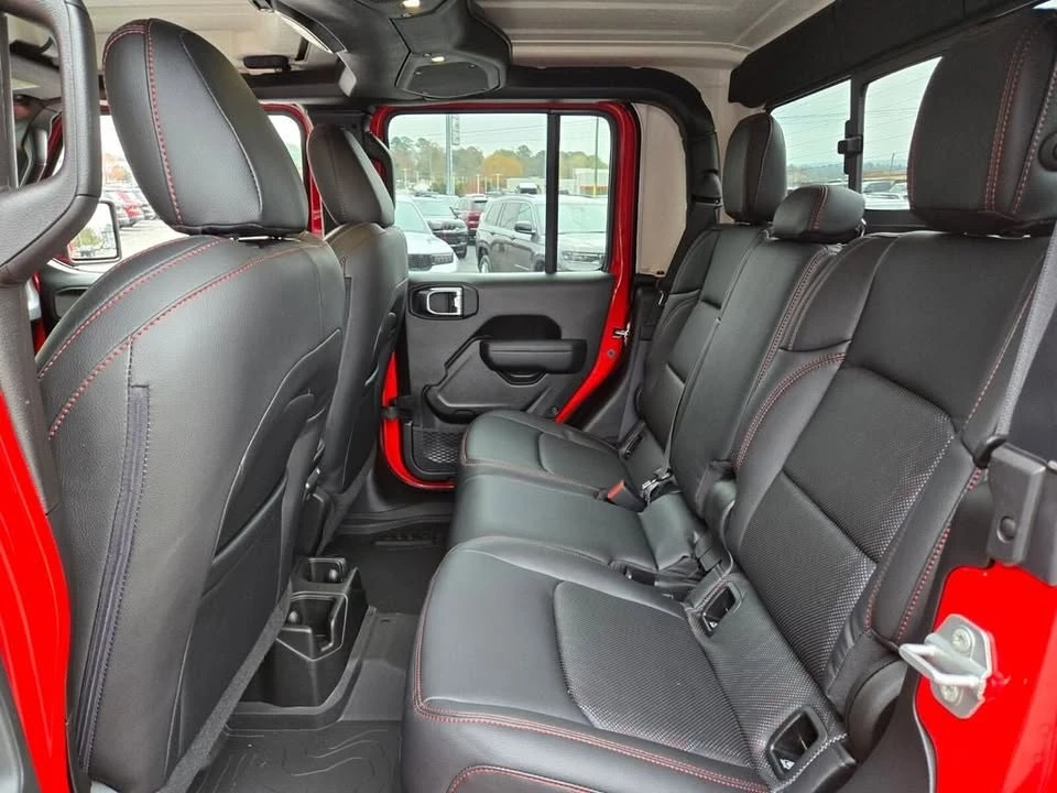 2025 Jeep JT Gladiator - Image 10 of 20