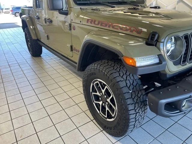 2025 Jeep JT Gladiator - Image 19 of 19