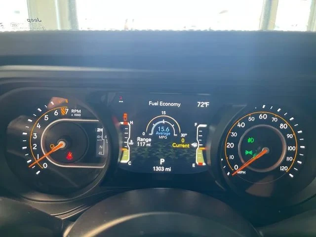 2025 Jeep JT Gladiator - Image 9 of 19