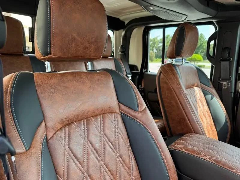 2025 Jeep JT Gladiator - Image 16 of 20