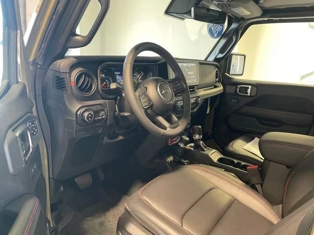 2025 Jeep JT Gladiator - Image 5 of 19