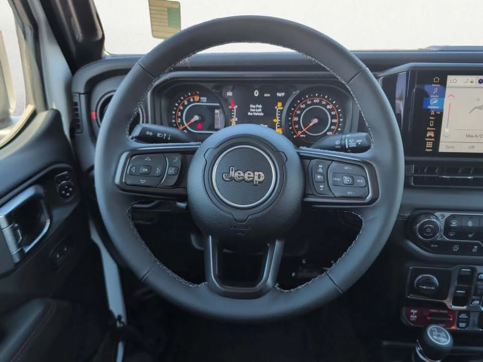 2025 Jeep JT Gladiator - Image 17 of 18