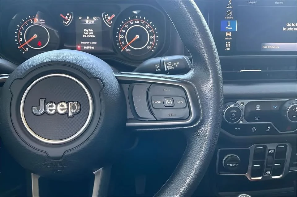 2025 Jeep JT Gladiator - Image 11 of 20