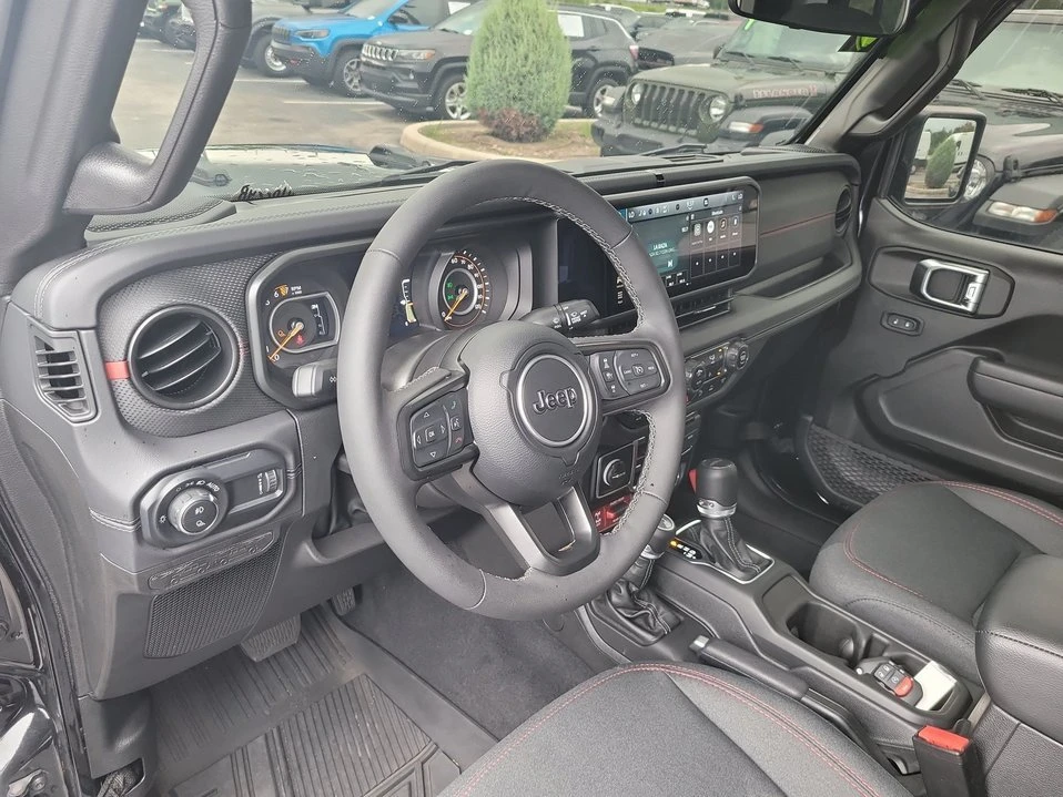 2025 Jeep JT Gladiator - Image 19 of 20