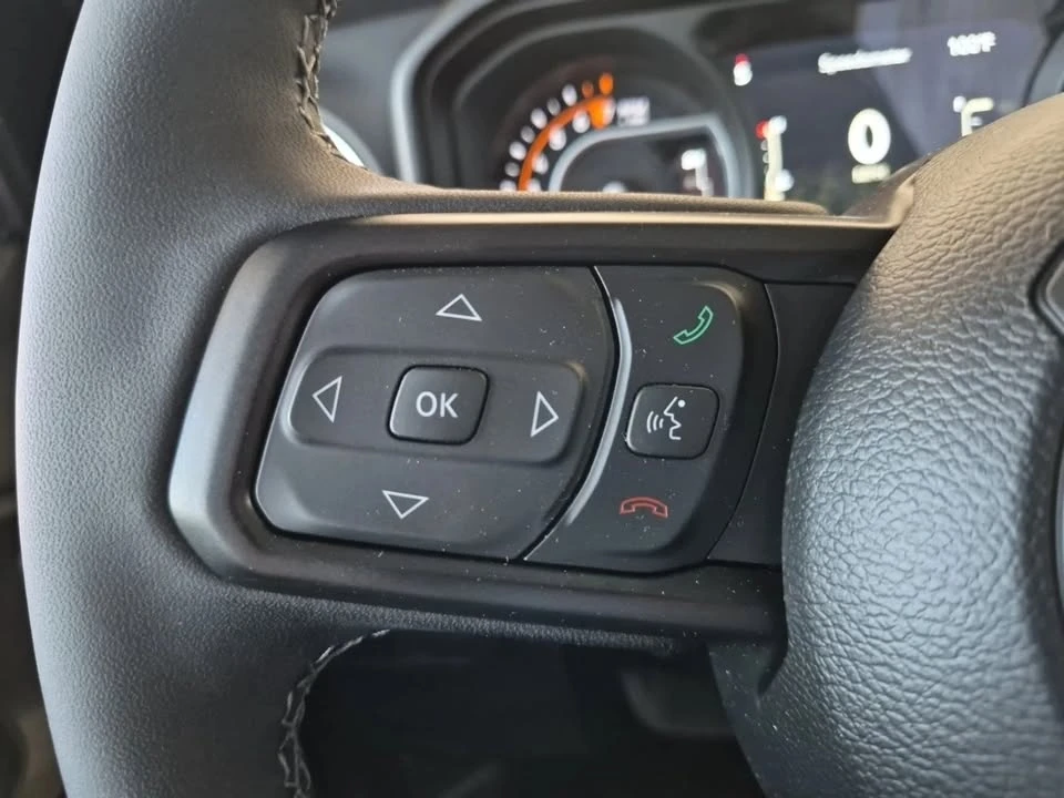 2025 Jeep JT Gladiator - Image 12 of 18