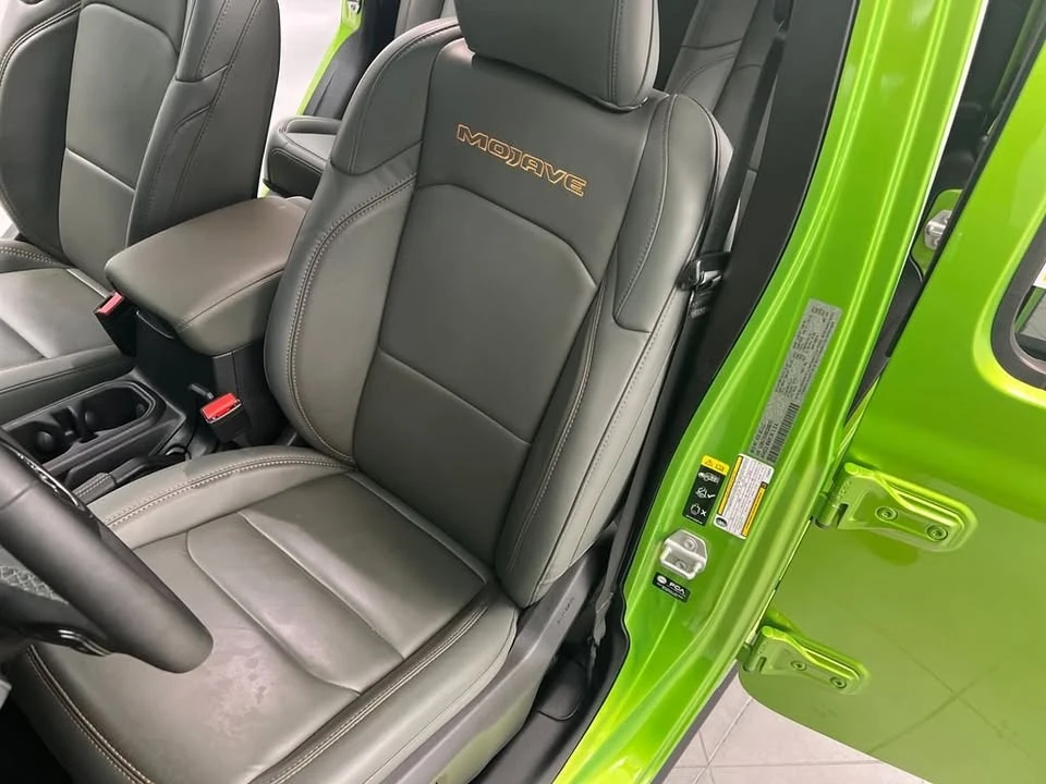 2025 Jeep JT Gladiator - Image 7 of 15