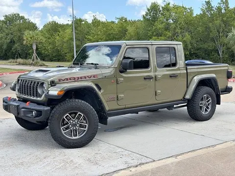 2025 Jeep Gladiator Mojave 4D Crew Cab