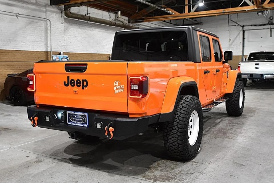 2025 Jeep JT Gladiator - Image 11 of 20