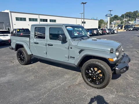 2025 Jeep Gladiator Nighthawk