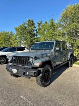 2025 Jeep Gladiator