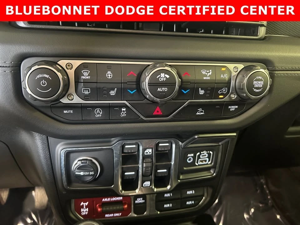 2025 Jeep JT Gladiator - Image 16 of 20