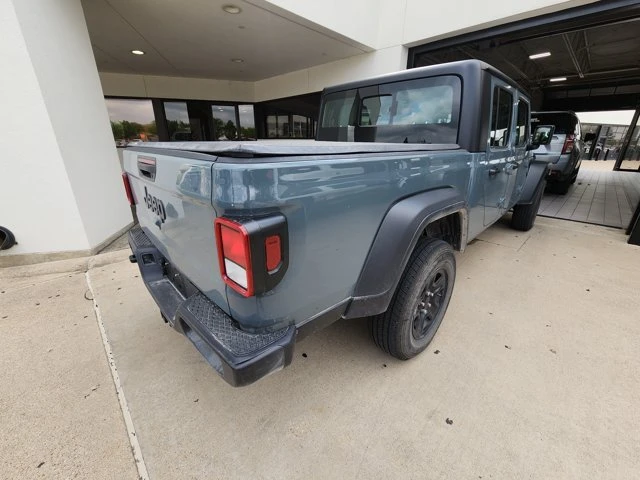2025 Jeep JT Gladiator - Image 4 of 10