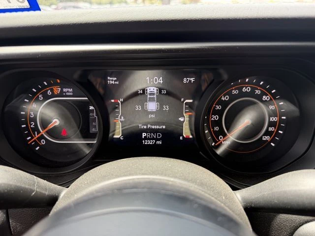 2025 Jeep JT Gladiator - Image 16 of 20