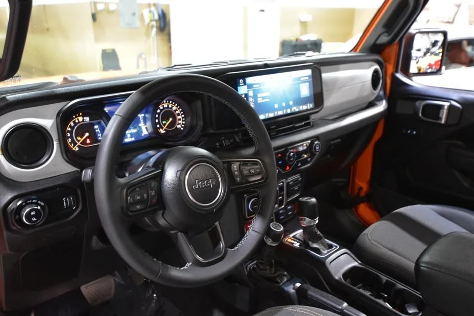2025 Jeep JT Gladiator - Image 20 of 20