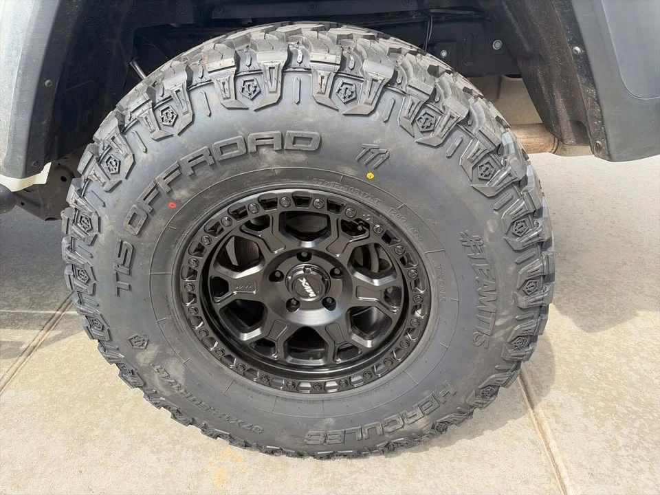 2025 Jeep JT Gladiator - Image 13 of 13