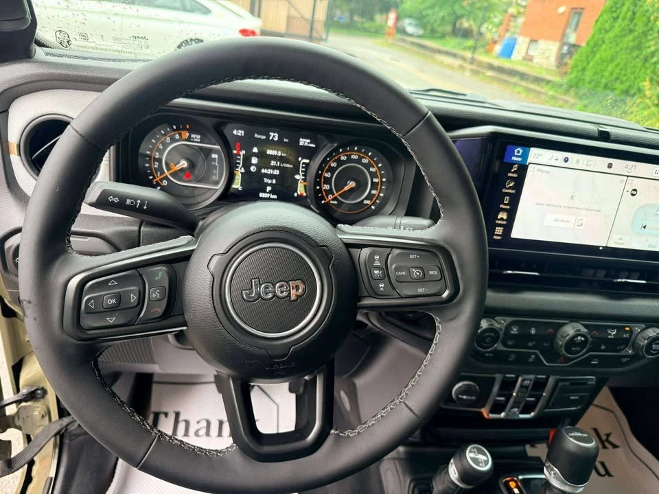 2025 Jeep JT Gladiator - Image 9 of 17