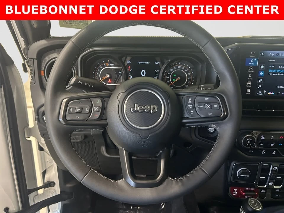 2025 Jeep JT Gladiator - Image 13 of 20