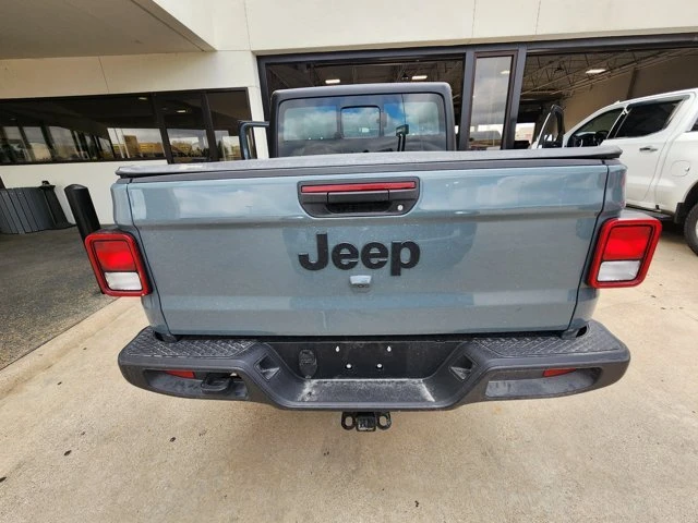 2025 Jeep JT Gladiator - Image 5 of 10