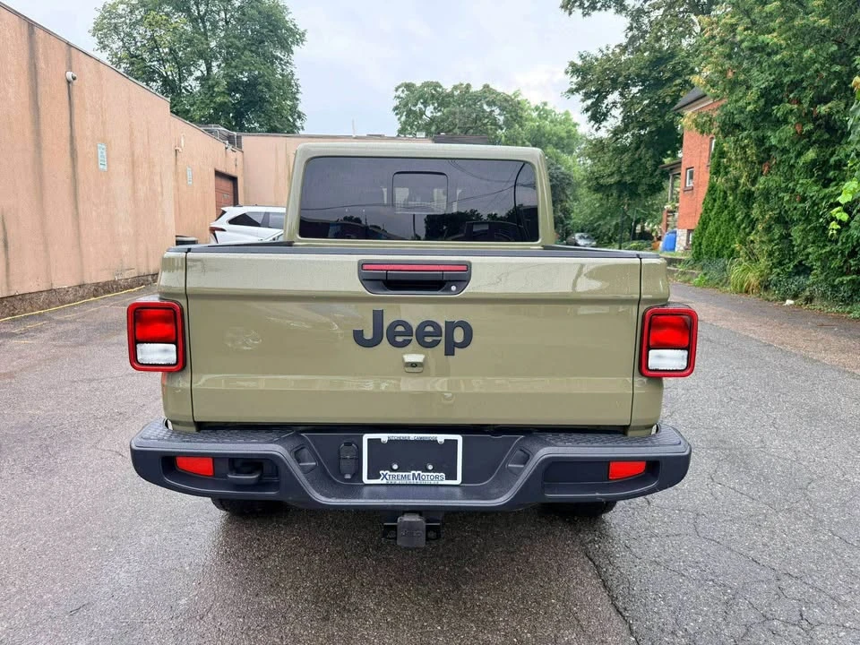 2025 Jeep JT Gladiator - Image 5 of 17