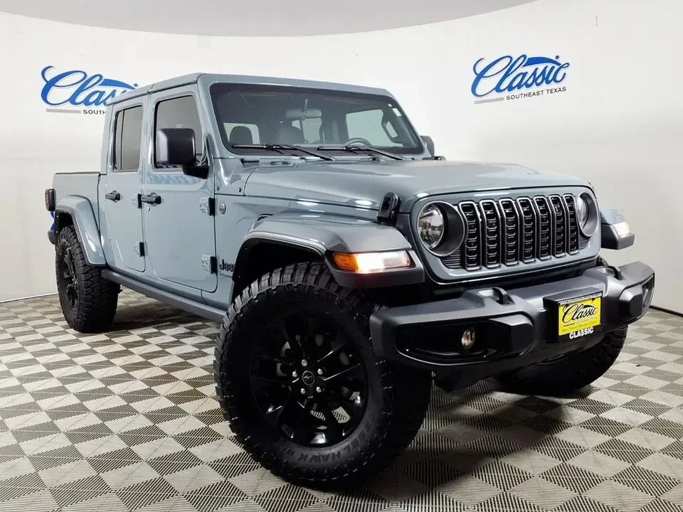 2025 Jeep JT Gladiator - Image 2 of 20