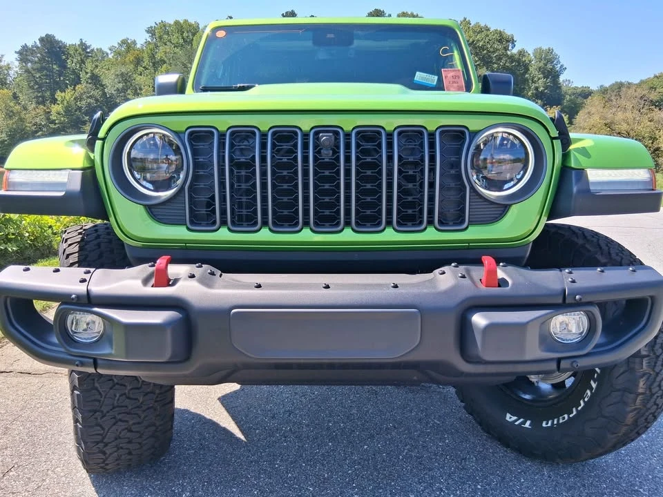 2025 Jeep JT Gladiator - Image 5 of 20