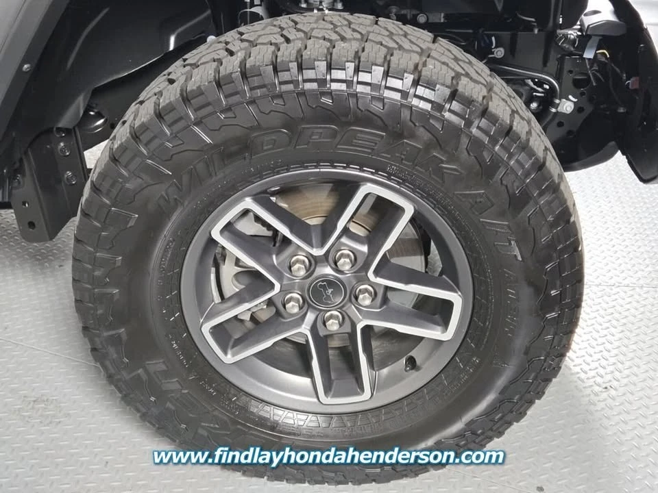 2025 Jeep JT Gladiator - Image 11 of 20