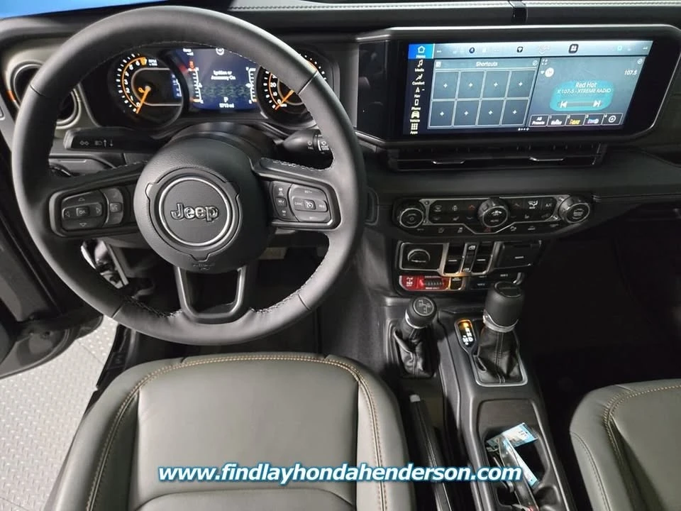 2025 Jeep JT Gladiator - Image 17 of 20