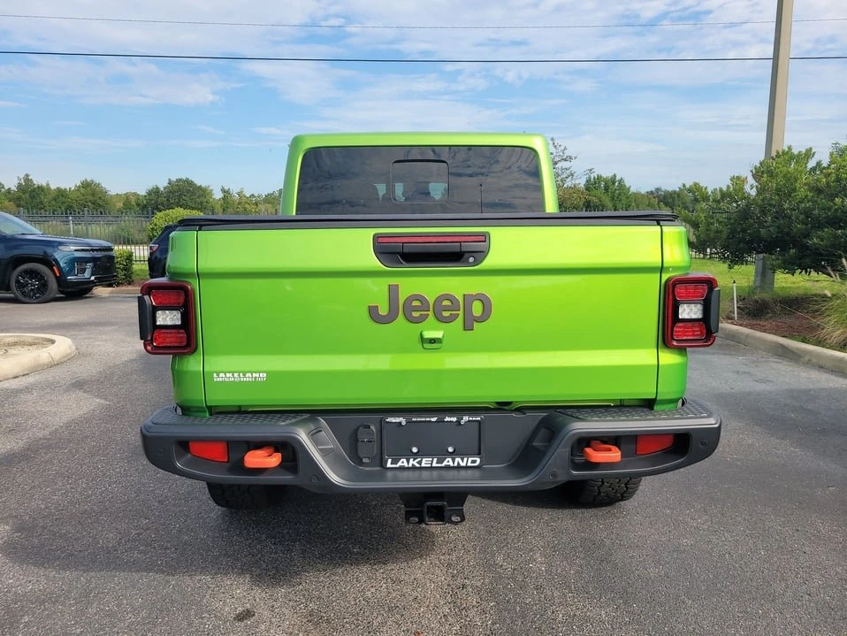 2025 Jeep JT Gladiator - Image 5 of 20