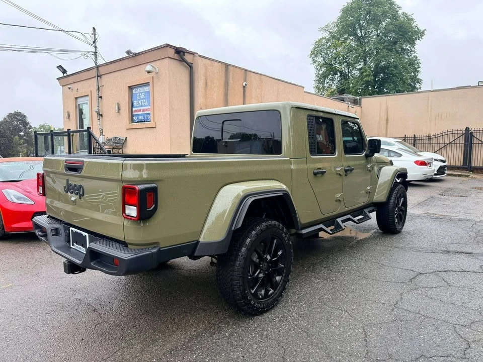 2025 Jeep JT Gladiator - Image 4 of 17