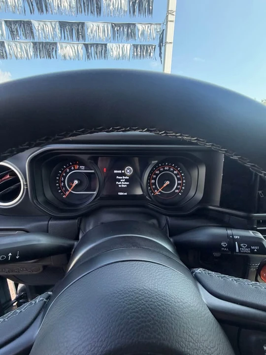 2025 Jeep JT Gladiator - Image 8 of 10