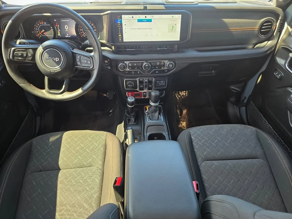 2025 Jeep JT Gladiator - Image 13 of 20