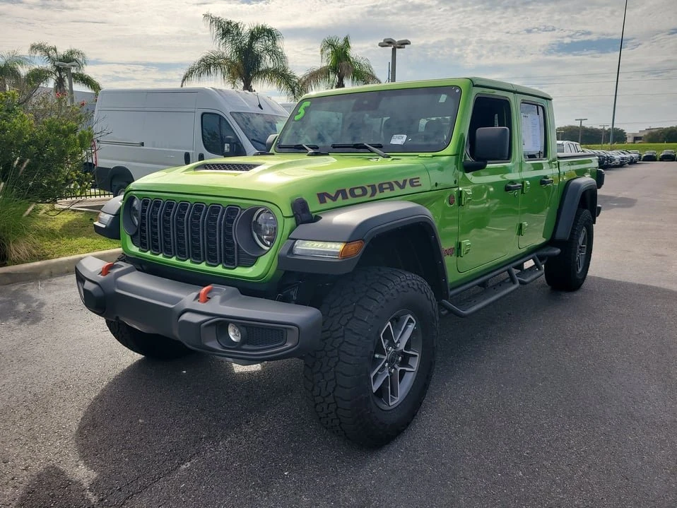 2025 Jeep JT Gladiator - Image 3 of 20