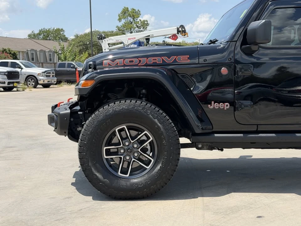 2025 Jeep JT Gladiator - Image 10 of 20