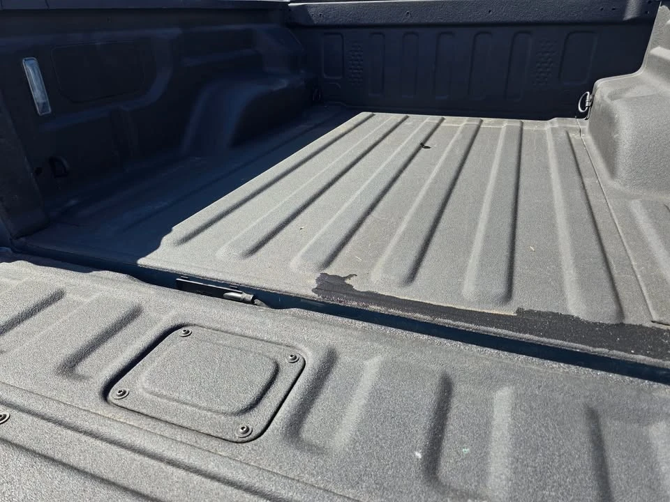 2025 Jeep JT Gladiator - Image 18 of 20