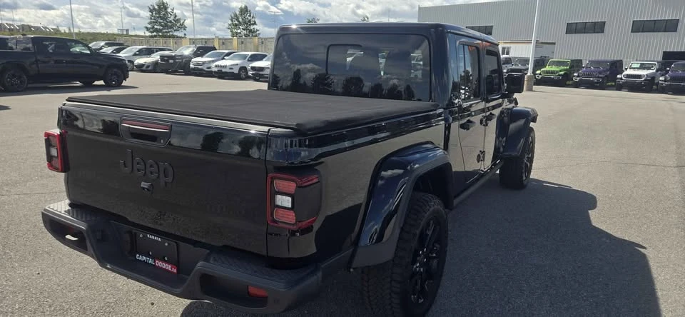 2025 Jeep JT Gladiator - Image 5 of 11