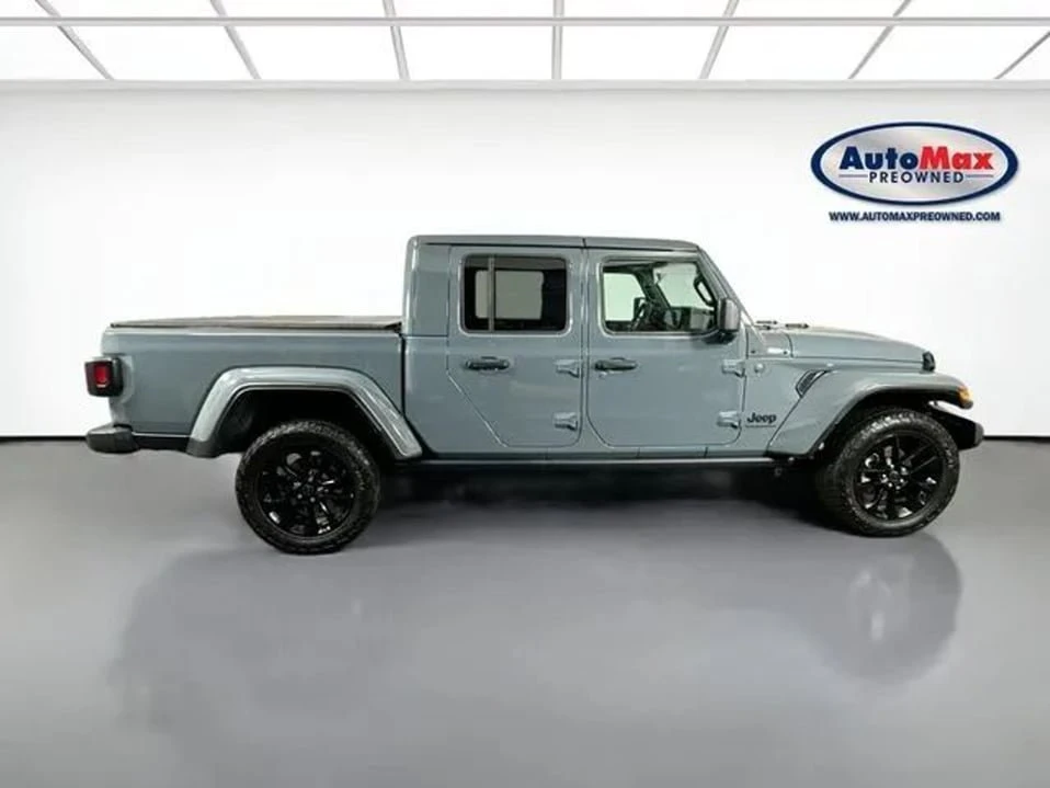 2025 Jeep JT Gladiator - Image 8 of 20