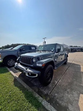2025 Jeep Gladiator High Tide
