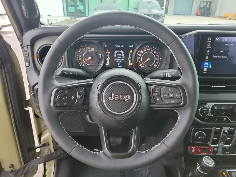 2025 Jeep JT Gladiator - Image 11 of 20