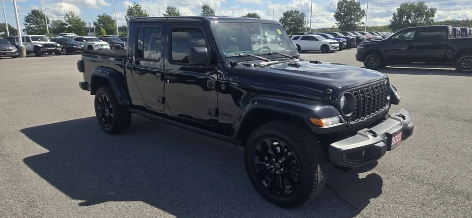 2025 Jeep JT Gladiator - Image 6 of 11