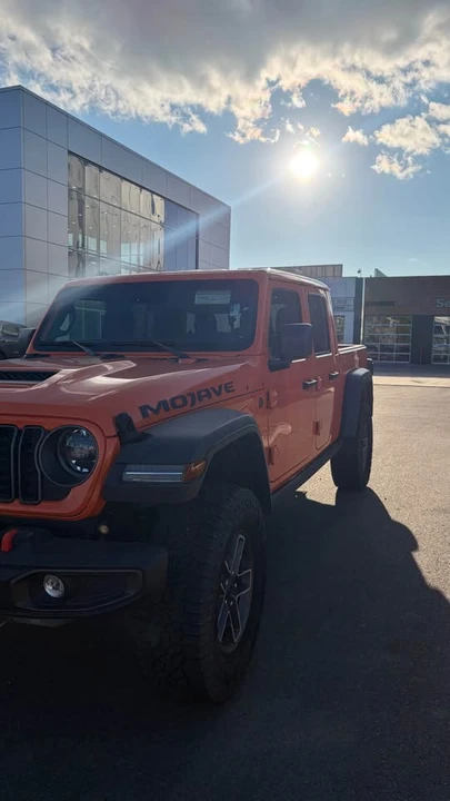 2025 Jeep JT Gladiator - Image 2 of 8