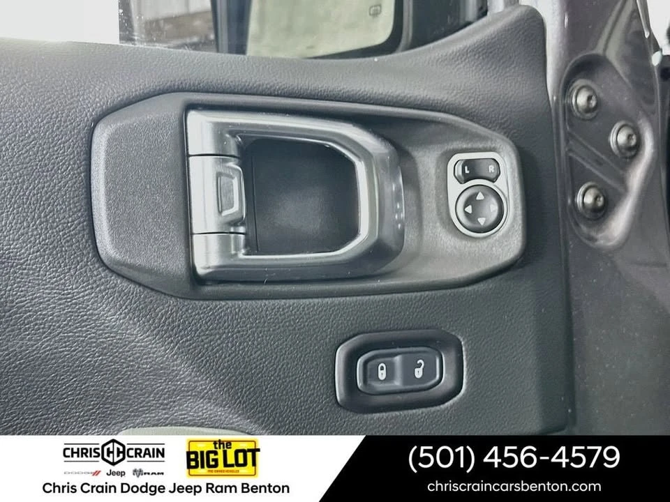 2025 Jeep JT Gladiator - Image 11 of 20