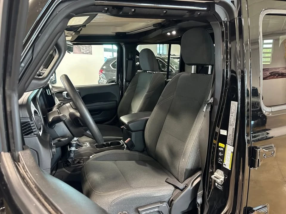 2025 Jeep JT Gladiator - Image 12 of 20