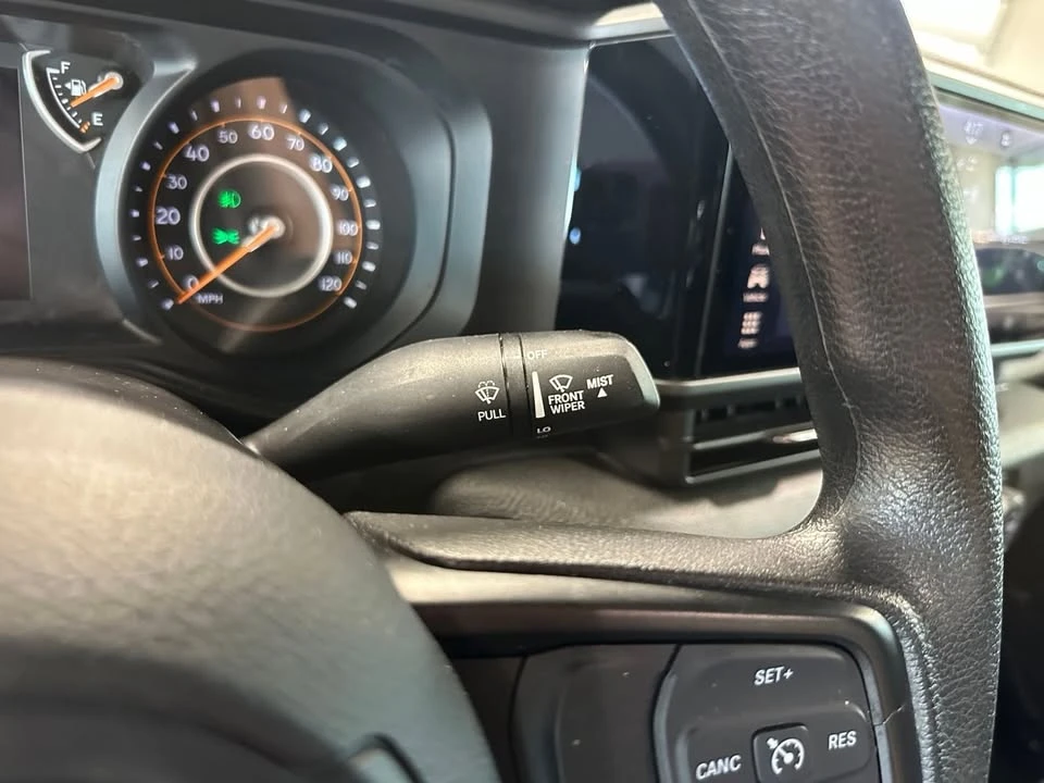 2025 Jeep JT Gladiator - Image 19 of 20