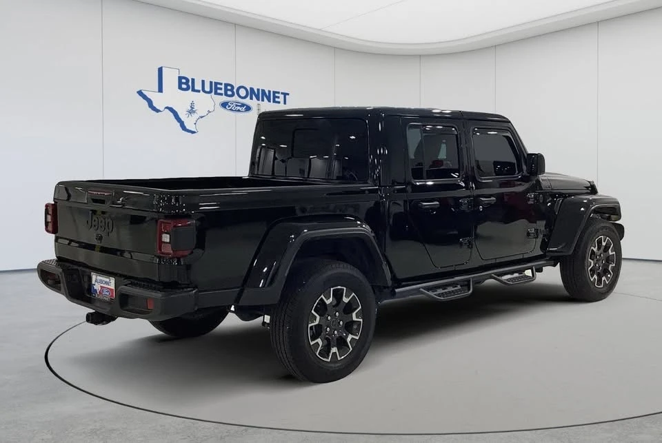 2025 Jeep JT Gladiator - Image 5 of 20