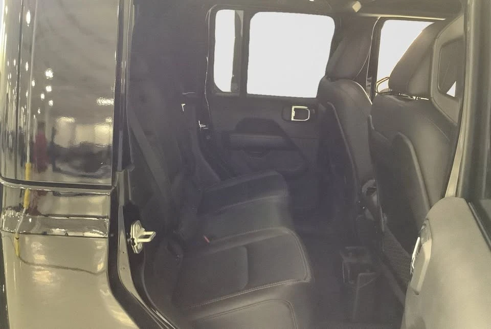 2025 Jeep JT Gladiator - Image 20 of 20