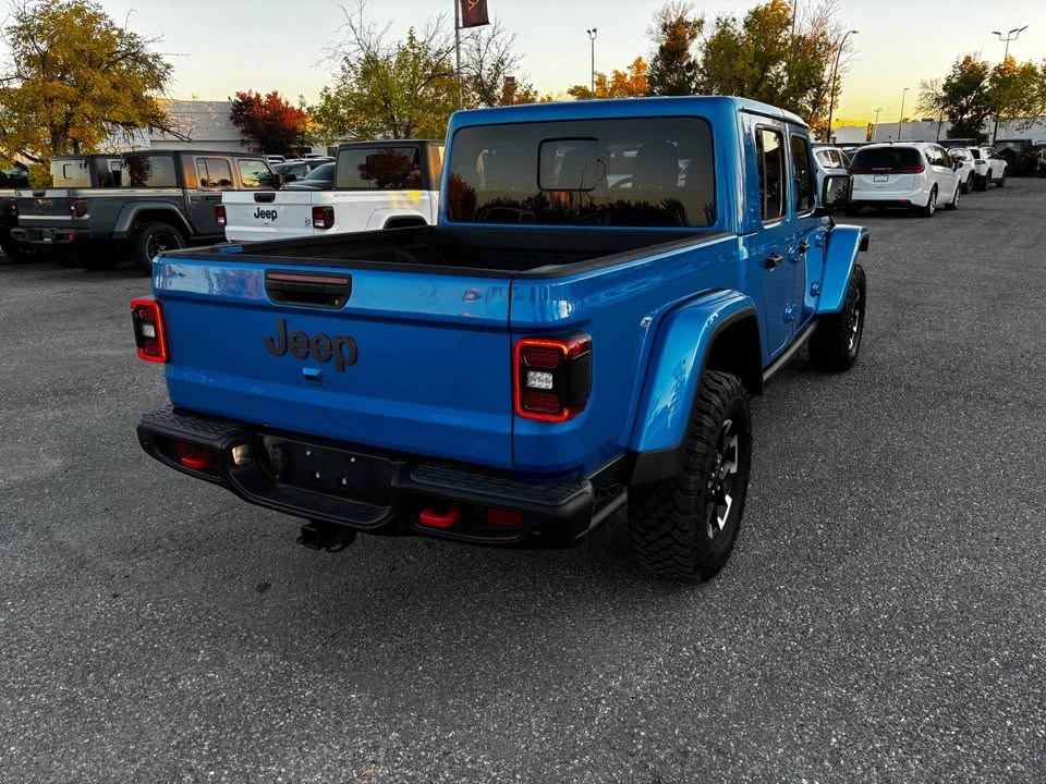 2025 Jeep JT Gladiator - Image 9 of 12