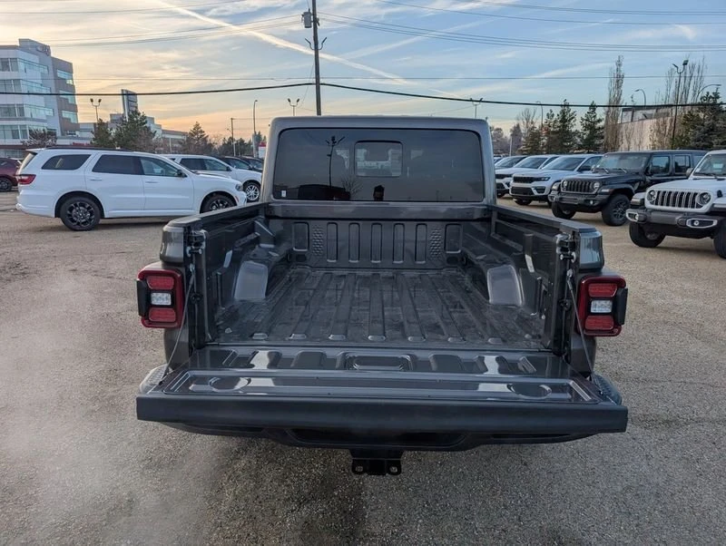 2025 Jeep JT Gladiator - Image 5 of 20